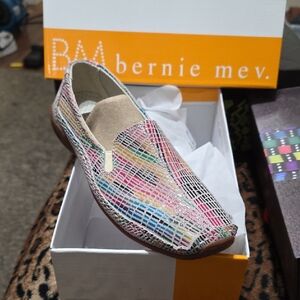 bernie mev. Women's Colorful Woven Flats